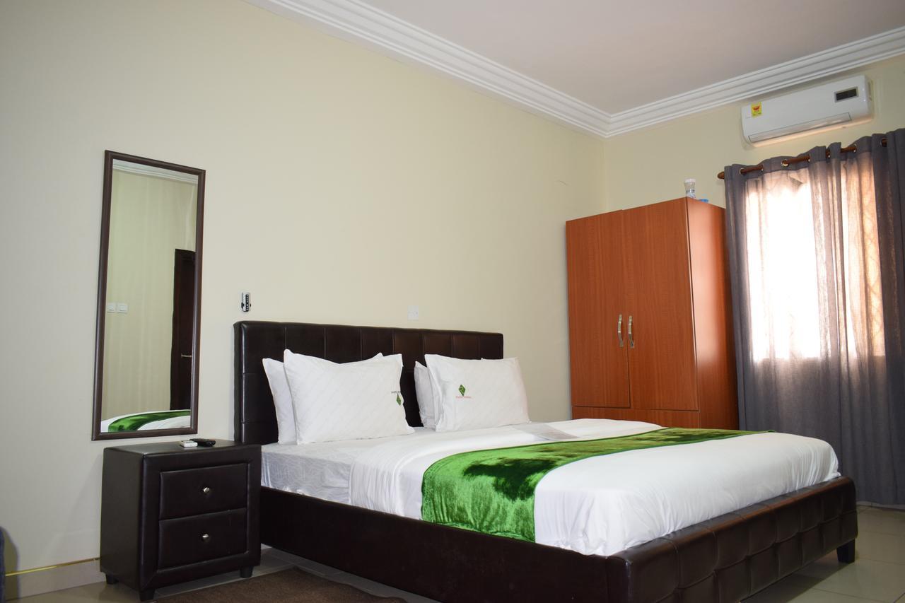 Relle Suites Hotel Ogbodjo Luaran gambar